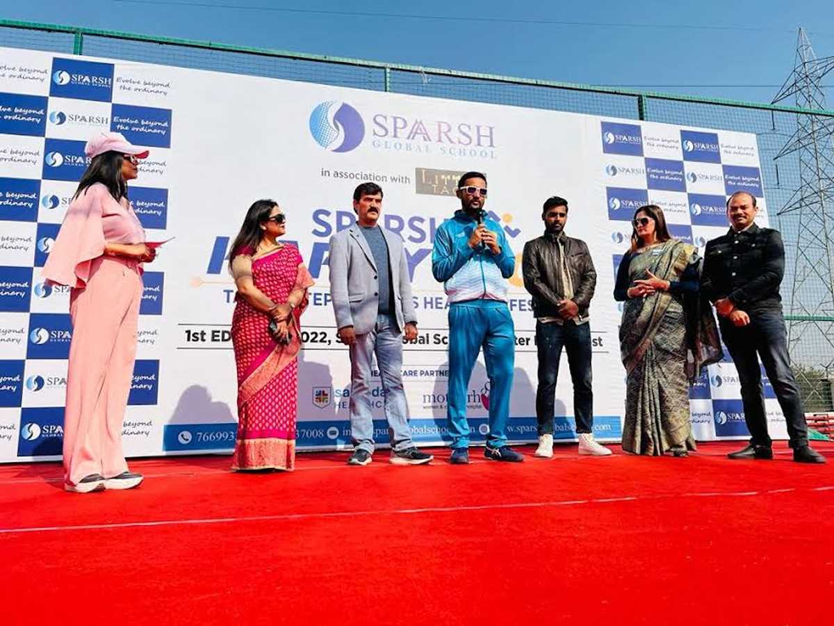 क्रिकेटर भुवनेश्वर कुमार व पूर्व डेविस कप खिलाड़ी विशाल उप्पल ने बच्चों का बढ़ाया उत्साह